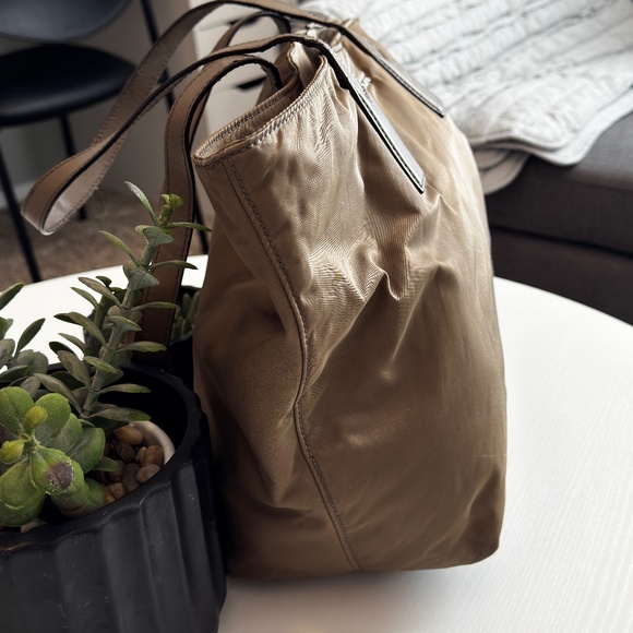 Marc Jacobs Wingman Tote Bag - Picture 4 of 12